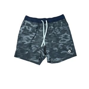 Vuori Men’s Kore shorts 5 inch inseam Size Medium